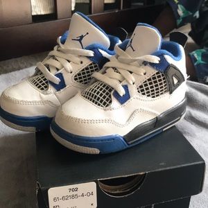 Jordan 4 Retro